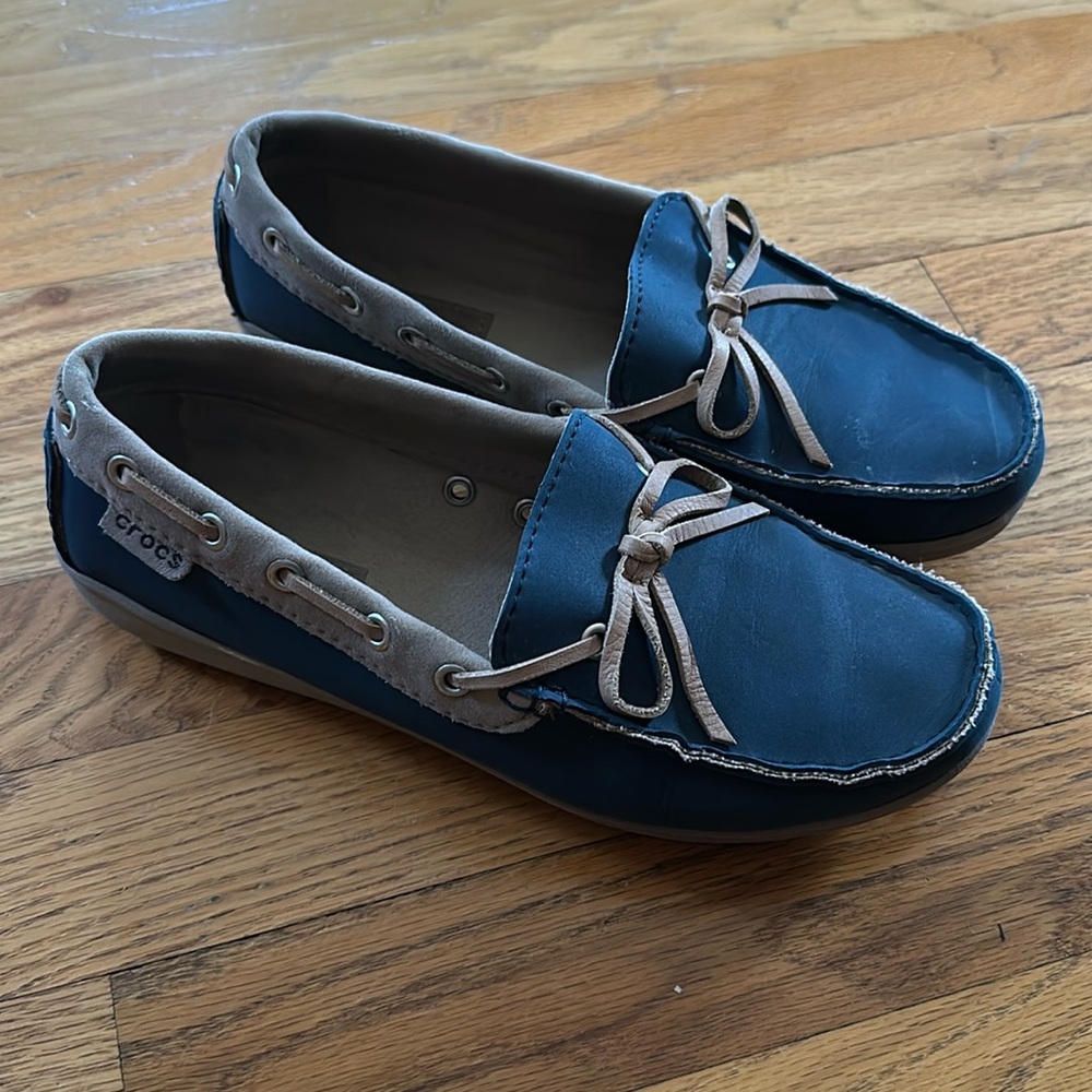 Crocs boat style shoe